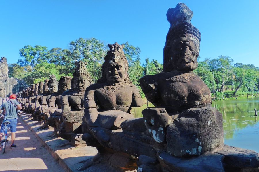 Angkor_Wat_12_eme_03.JPG