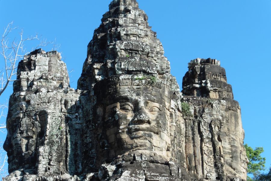 cite_d_Angkor_Thom-_le_BAYON.JPG